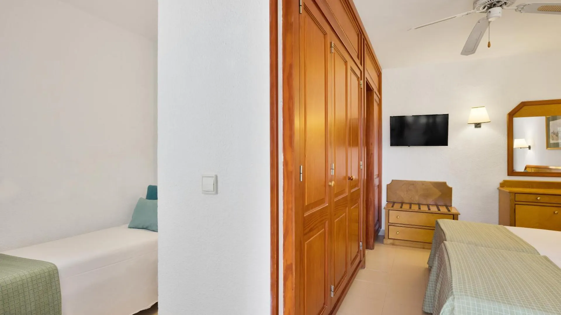 *** Hotel Flipflop Cala Romantica Porto Cristo Spain